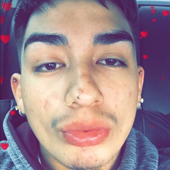 Meet your Posher, Cesar - Picture 1 of 1